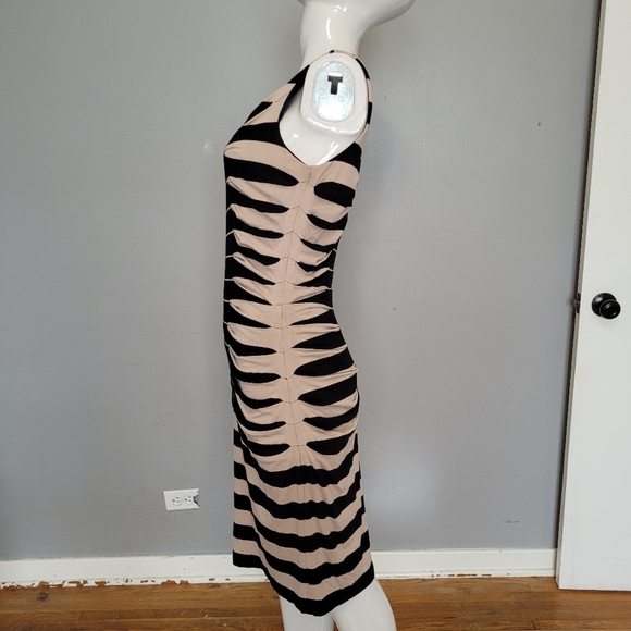 Betsey Johnson Bodycon Ruched Dress, VGUC, Size 6 - Picture 4 of 8